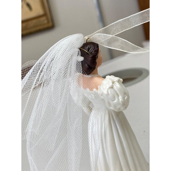 Hallmark Keepsake Scarlett OHara Gone With The Wind Ornament 2004 Holiday Memory - Picture 9 of 11